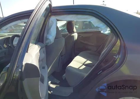 2009 Toyota Corolla Le z USA, uszkodzony, nr VIN 1NXBU40E19Z160275